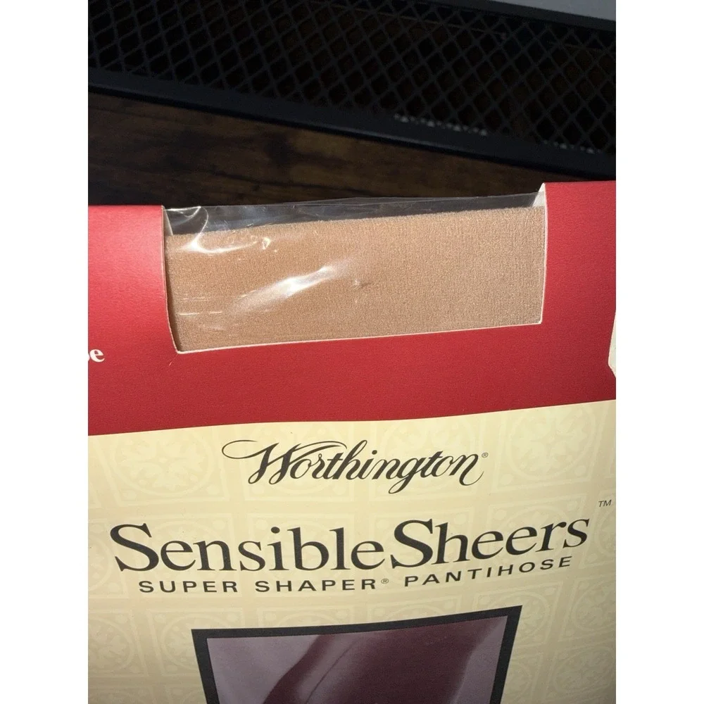 Vintage Worthington Sensible Sheers Super Shaper Pantyhose Queen‎ Tall Sand
